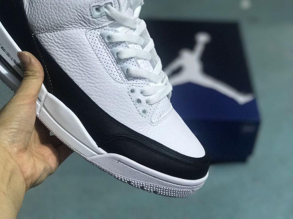 Jordan 3 Lightning Sneakers in White Black DA3595-100 - product image from the listing.