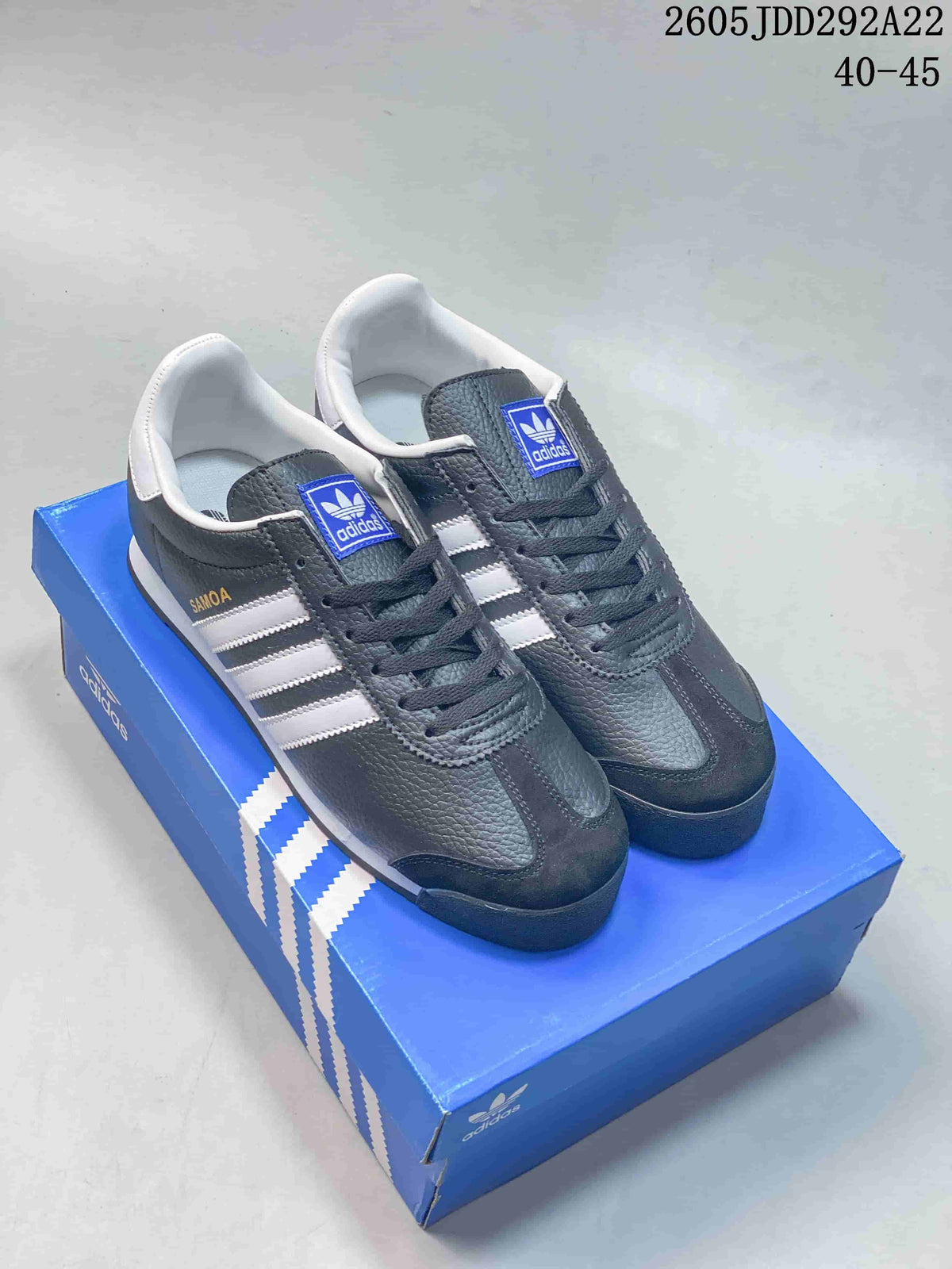 adidas Originals Samoa Trainers Dark Gray White 675033 - product image from the listing.