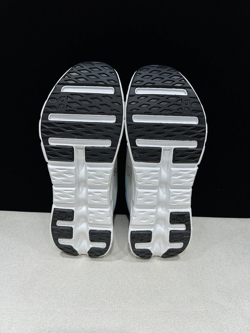 On Cloudtilt 2.0 Blue Running-Inspired Trainers - product image from the listing.