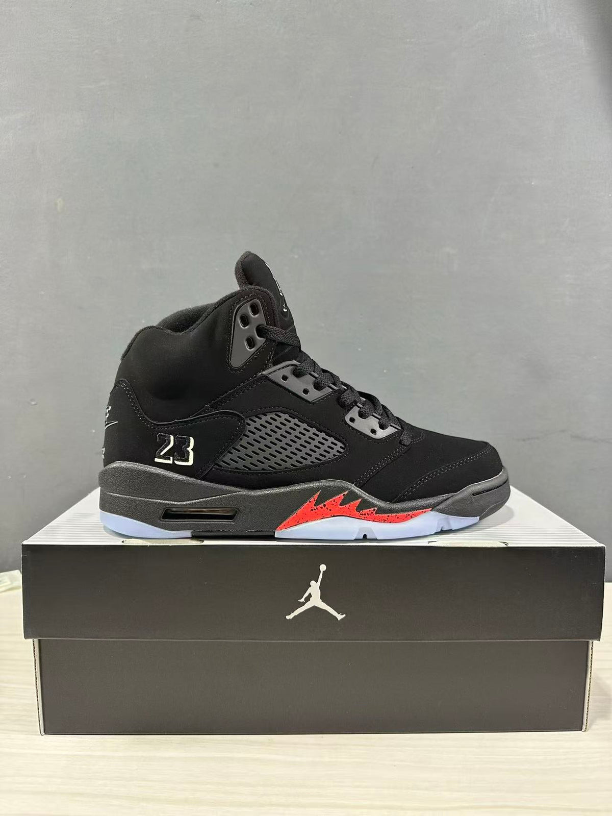 Air Jordan 5 Retro Black Red High-Top Sneakers - product image from the listing.