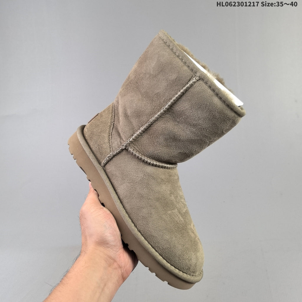 Classic Short II Suede Boot 1016223 by UGG - product image from the listing.