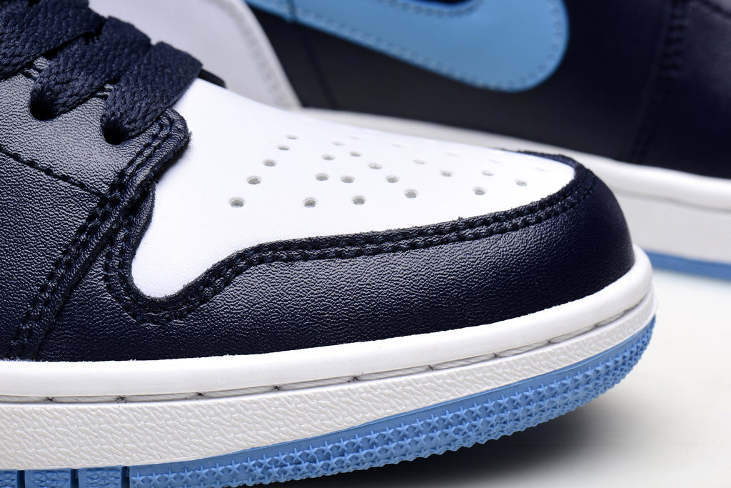 Blue and White Jordan 1 High Paul Edition Navy Sneakers - product image from the listing.