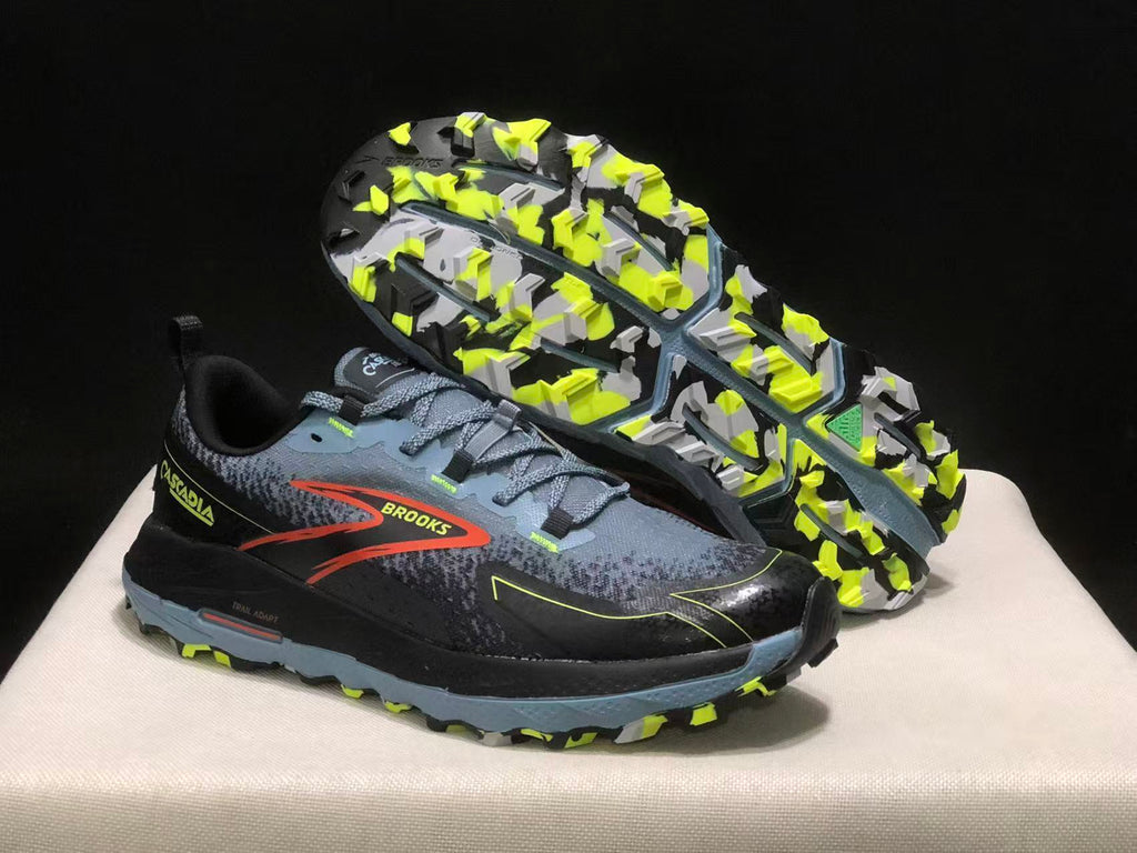 Brooks Cascadia 18 Trail Shoes for Running - product image from the listing.