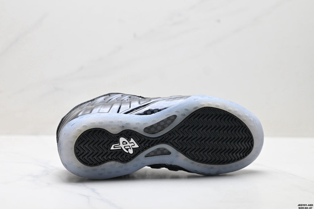 Nike Air Foamposite H. Hardaway Sneakers in Black - product image from the listing.