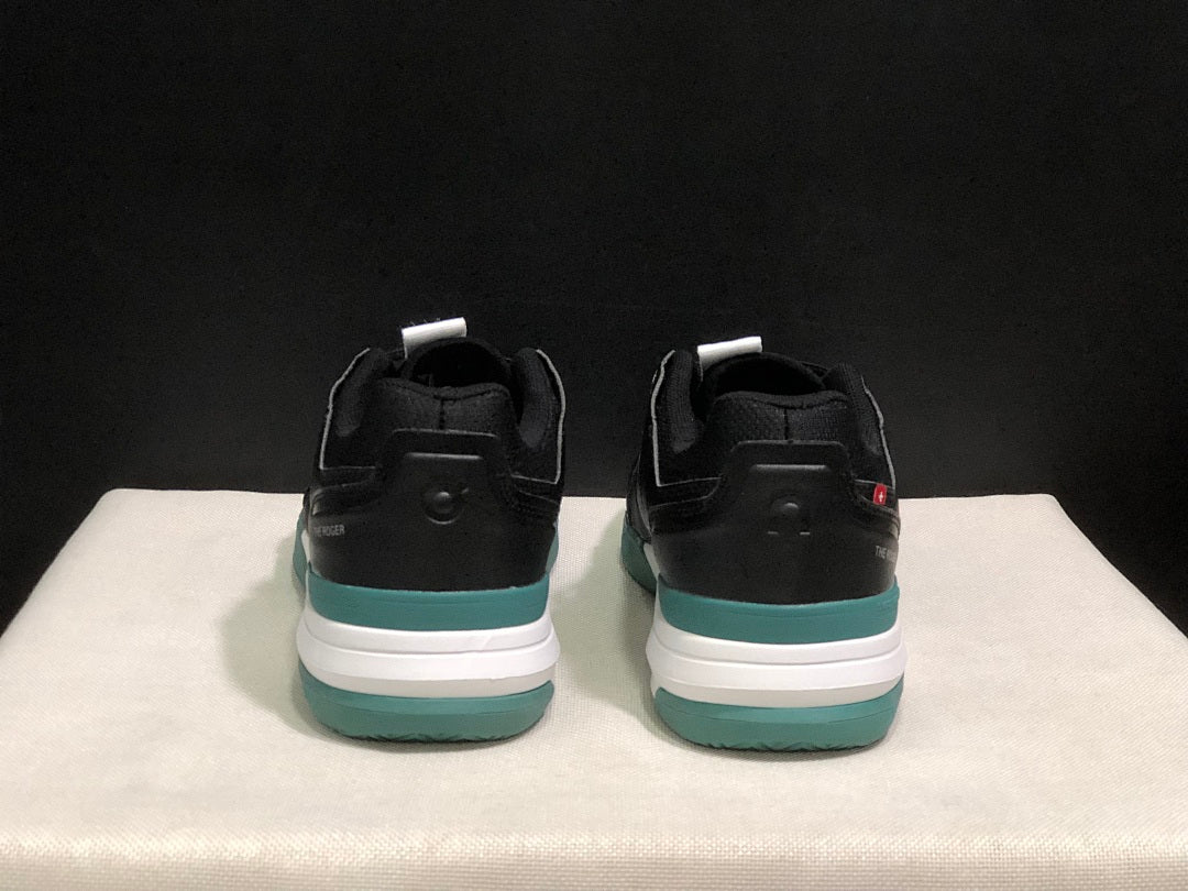 On The Roger Clubhouse Pro Sneakers in Black Green - product image from the listing.