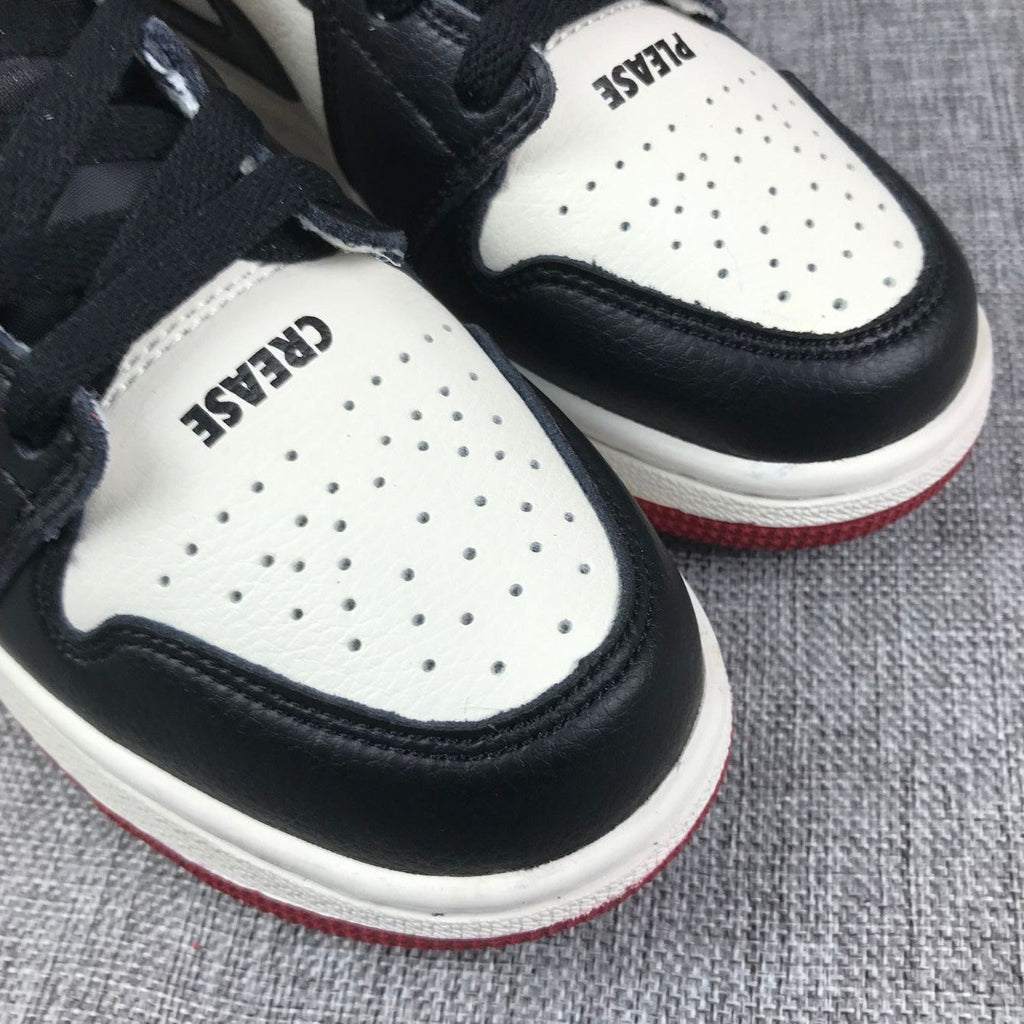 Air Jordan 1 High OG Sneakers in Black White Red - product image from the listing.