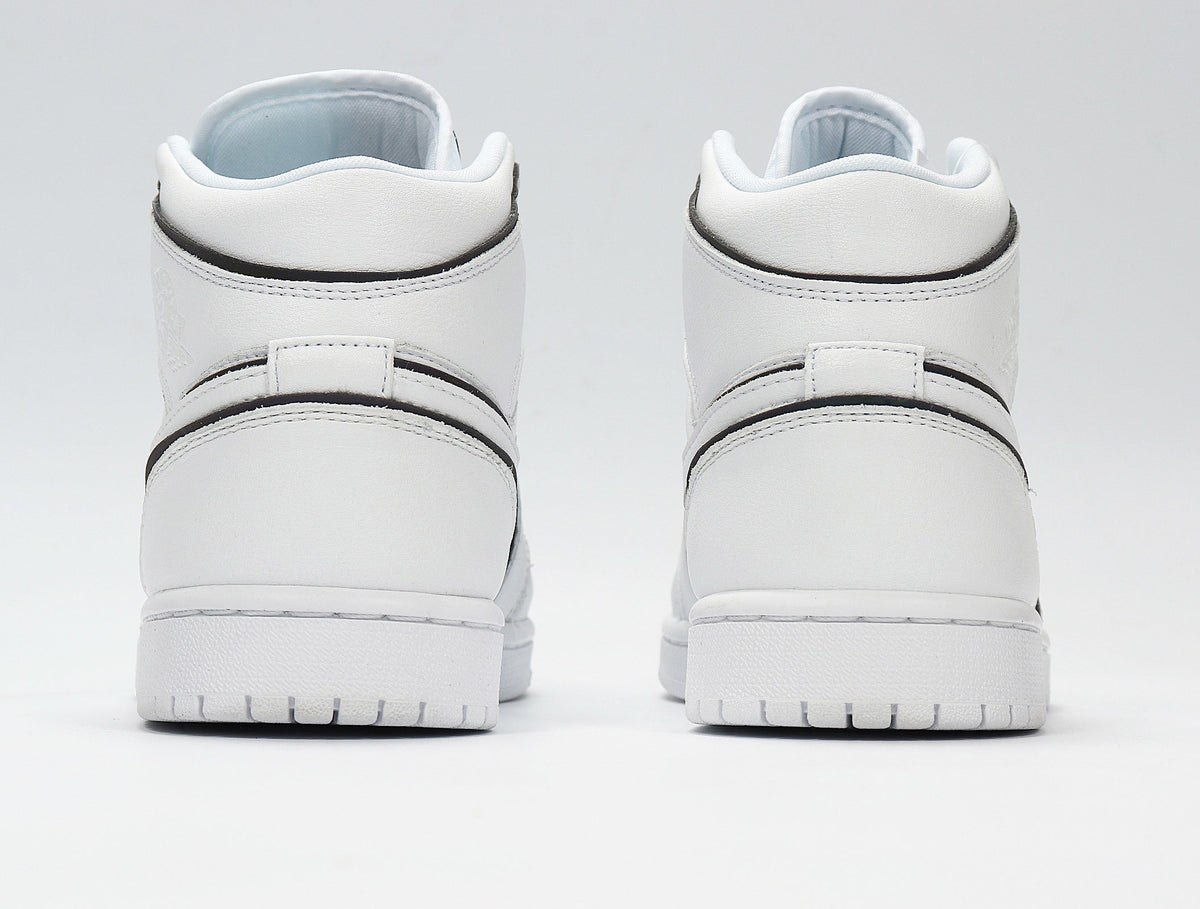 Air Jordan 1 High White Black CK6587-100 - product image from the listing.