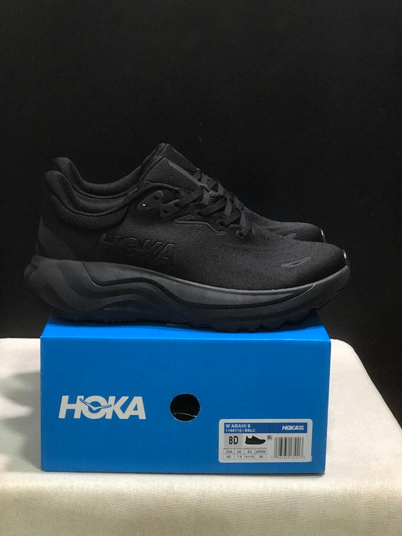 HOKA Arahi 8 Running Shoes in Black - product image from the listing.