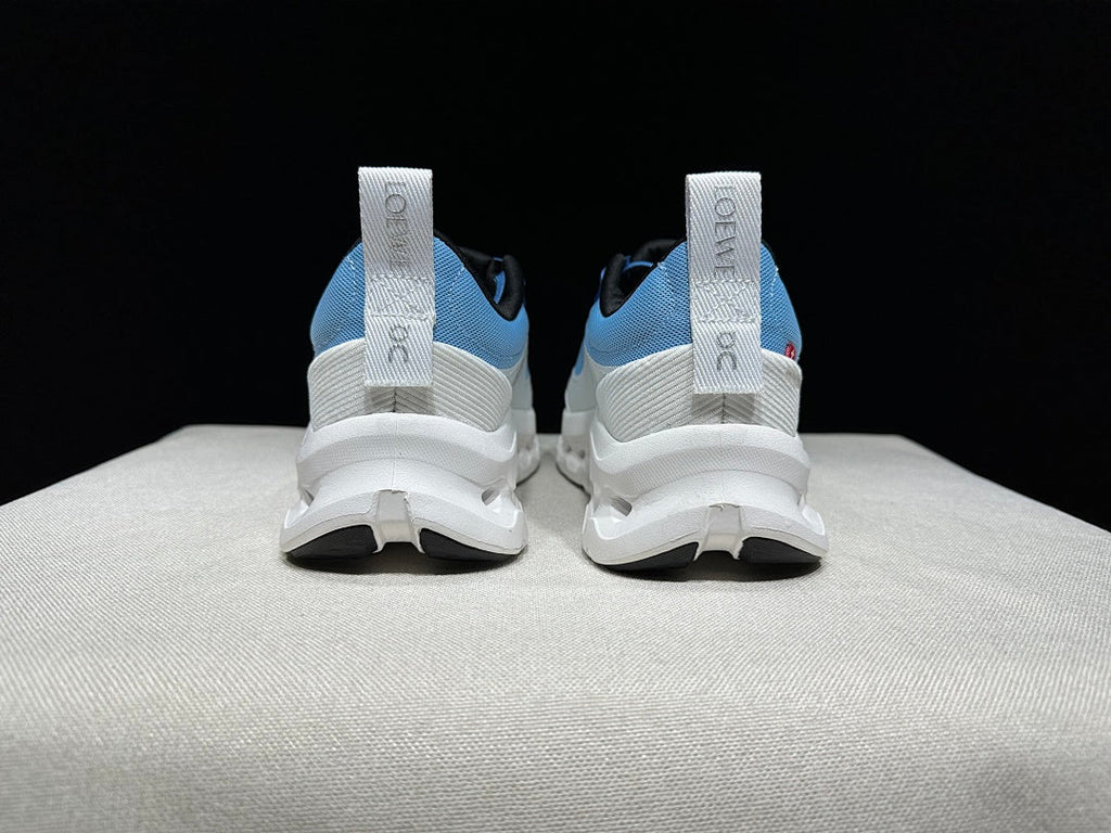 On Cloudtilt 2.0 Blue Running-Inspired Trainers - product image from the listing.