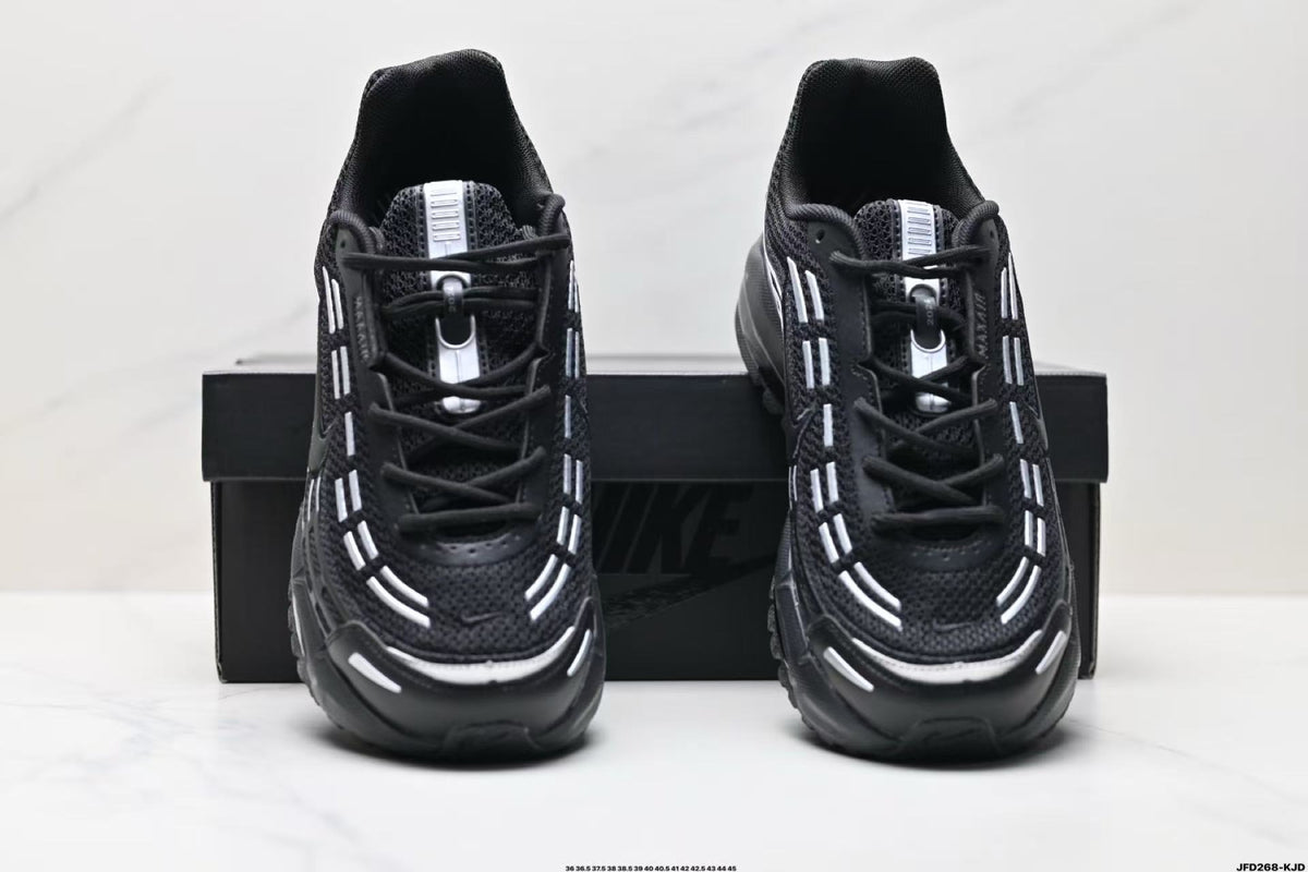 Nike Air Max Plus Sneakers in Black Silver - product image from the listing.