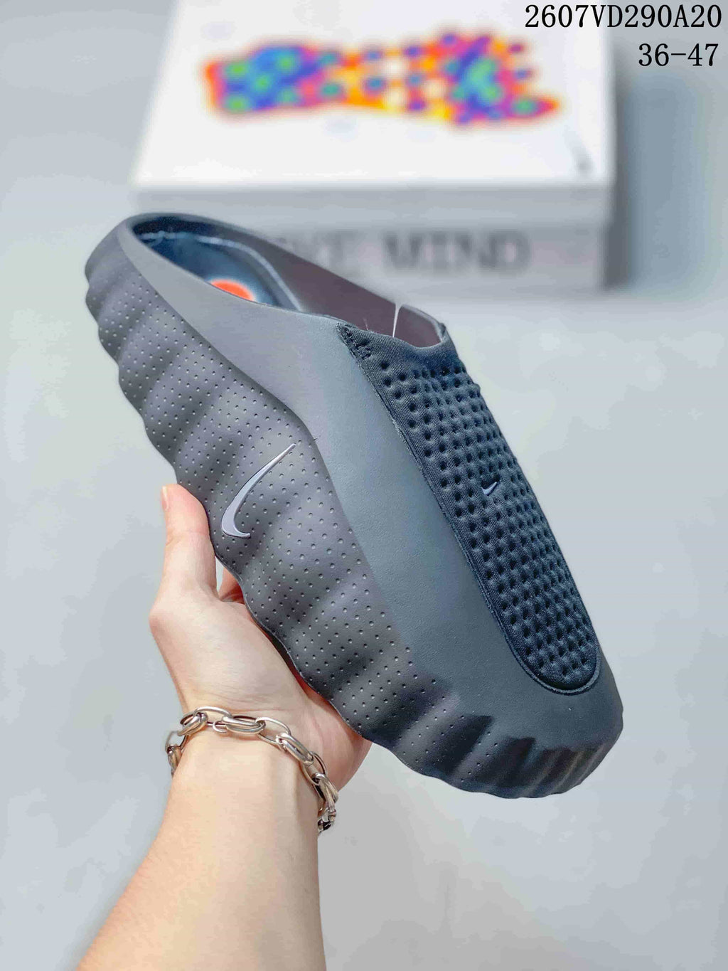 Nike Mind 001 Slides in Multicolor 2607VD290A20 - product image from the listing.