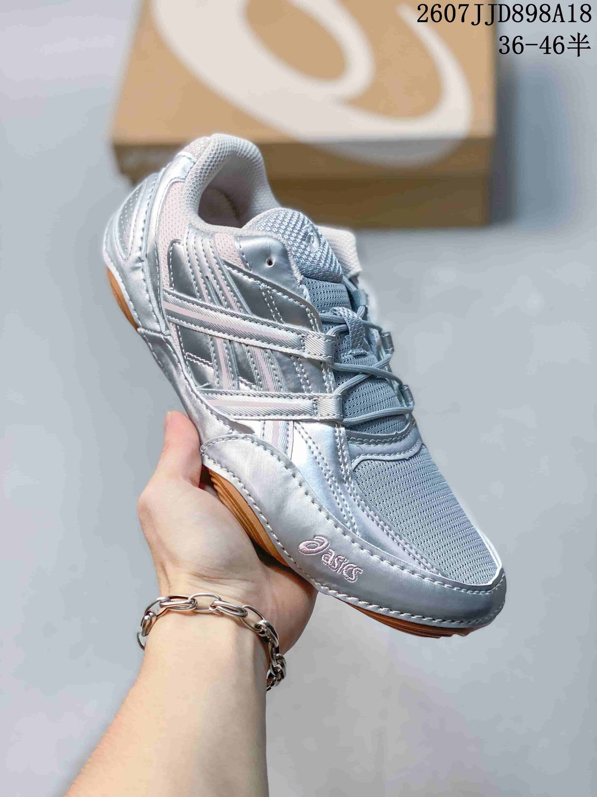 ASICS Hypersync Silver Mesh Retro Sneakers for Running 2607JJD898A18 - product image from the listing.