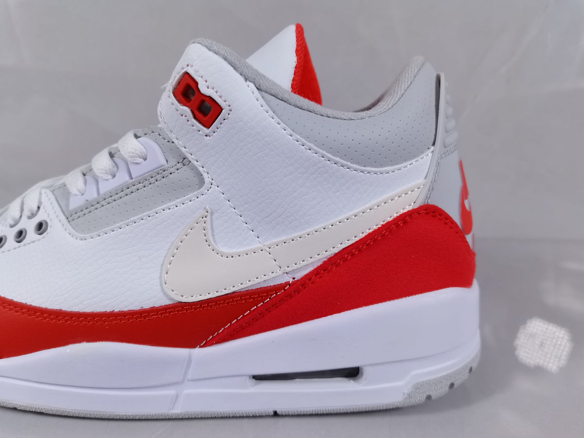 Air Jordan 3 Retro White Red Sneakers - product image from the listing.