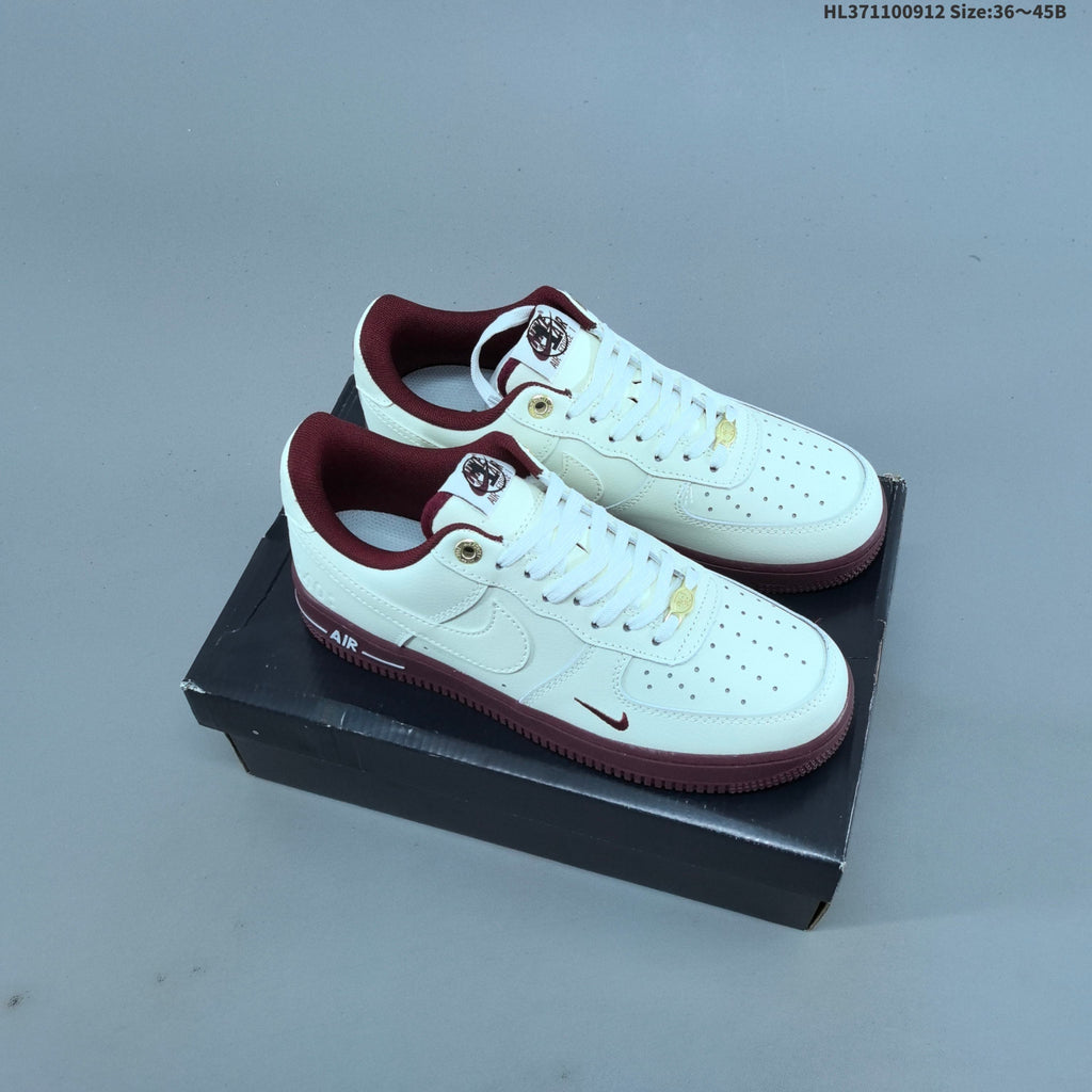 Nike Air Force 1 '07 Low-Cut Sneakers - product image from the listing.
