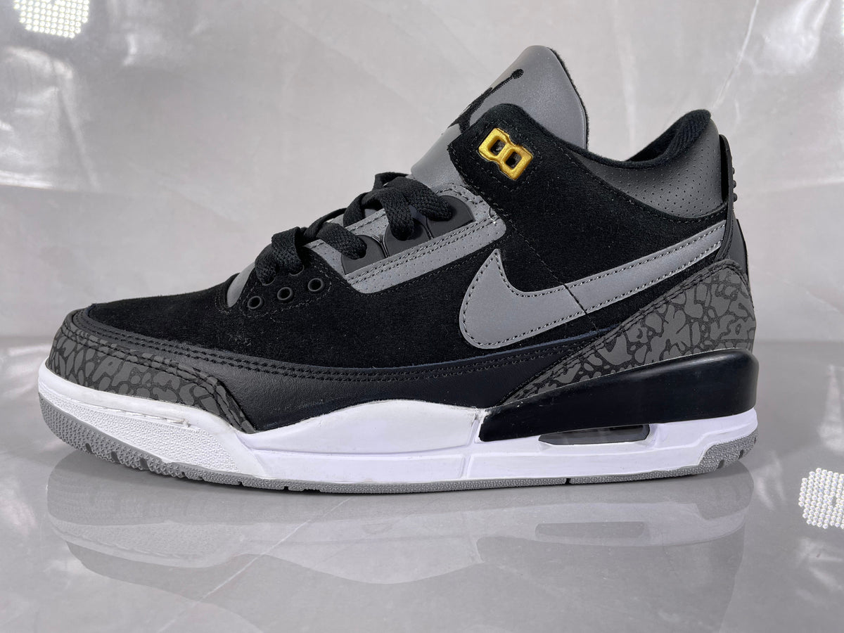 Nike Air Jordan 3 Retro Sneakers in Black Grey - product image from the listing.