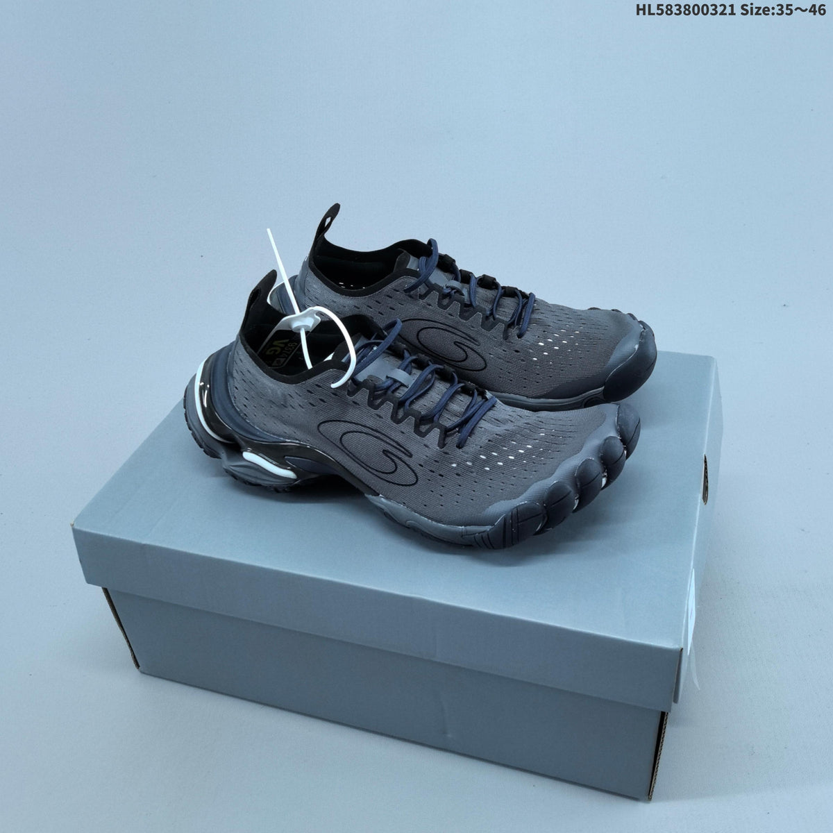 Balenciaga Anatomic Runner Gray Five-Toe Trainers HL583800321 - product image from the listing.