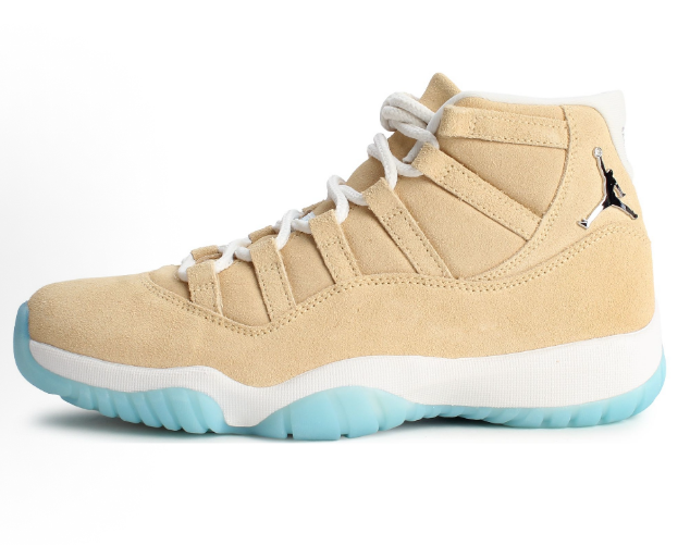 Jordan 11 Retro High Sneakers in Beige and Blue - product image from the listing.