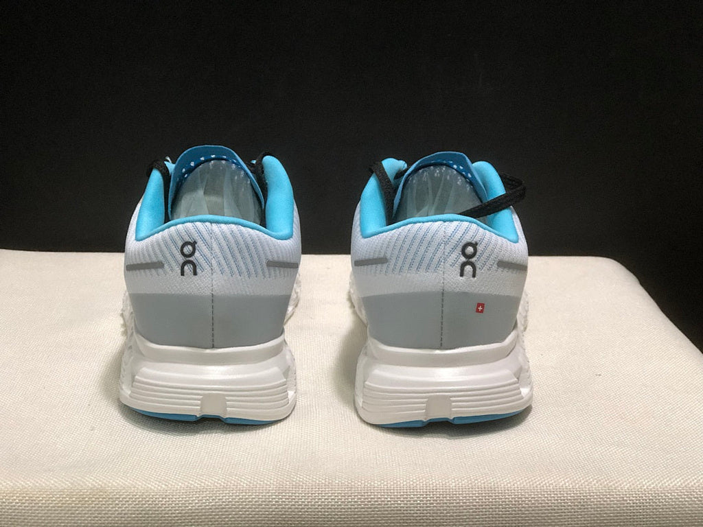 On Cloud 6 Push Sneakers in Blue, in Gray and White - product image from the listing.