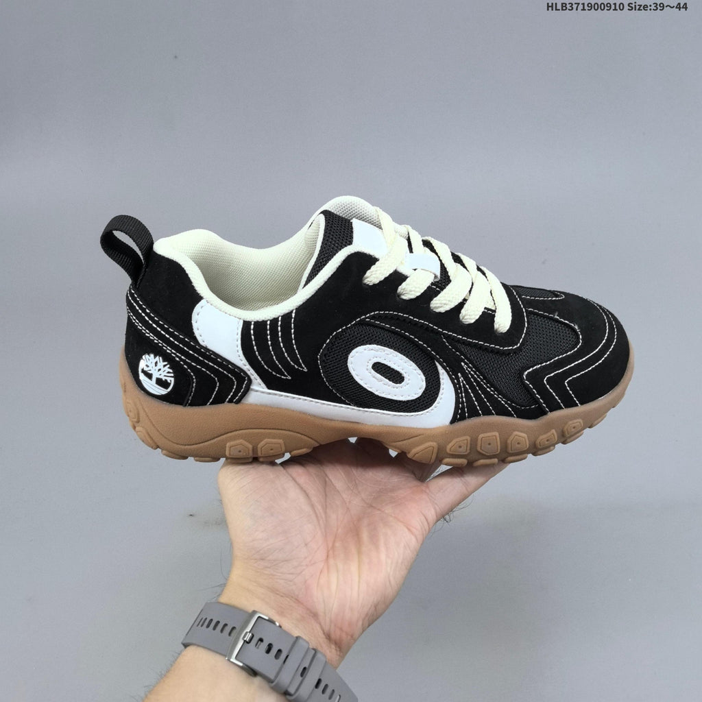 Timberland Low-Top Lace-Up Sneakers in Black or in Brown - product image from the listing.
