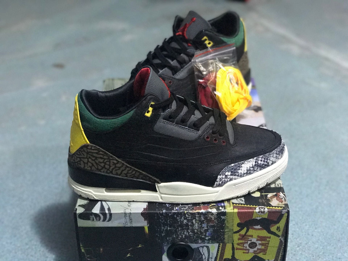 Air Jordan 3 Retro SE Sneakers Black Green Yellow - product image from the listing.