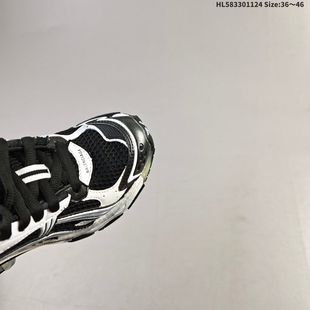 Black and White Balenciaga Runner Low-Top Sneakers - product image from the listing.