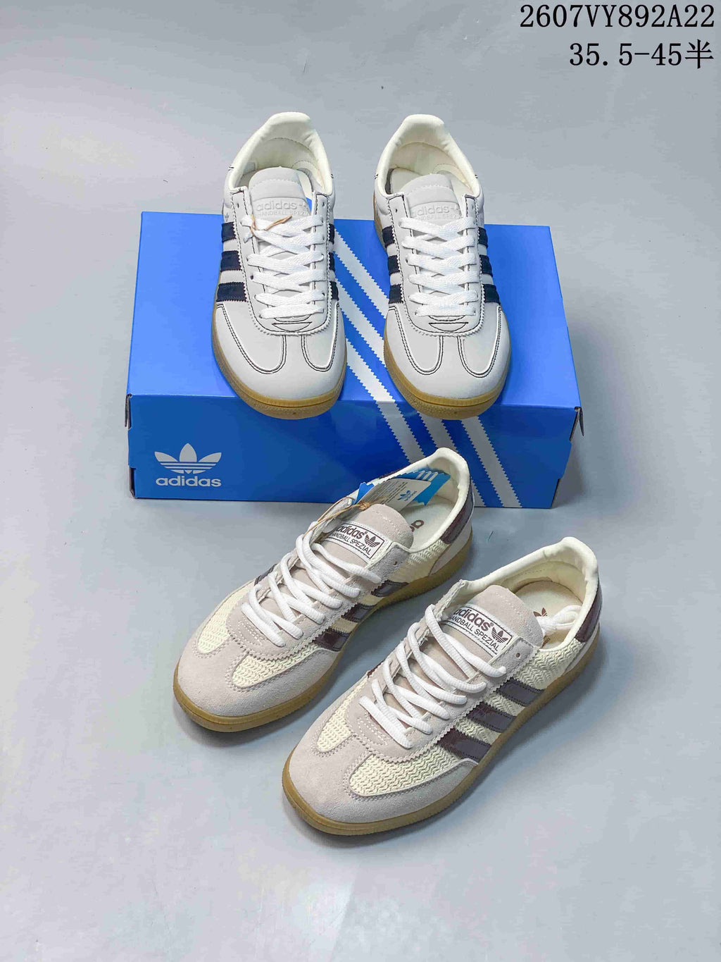 adidas Samba Vegan OG Low-Cut Sneakers White Gum Sole - product image from the listing.