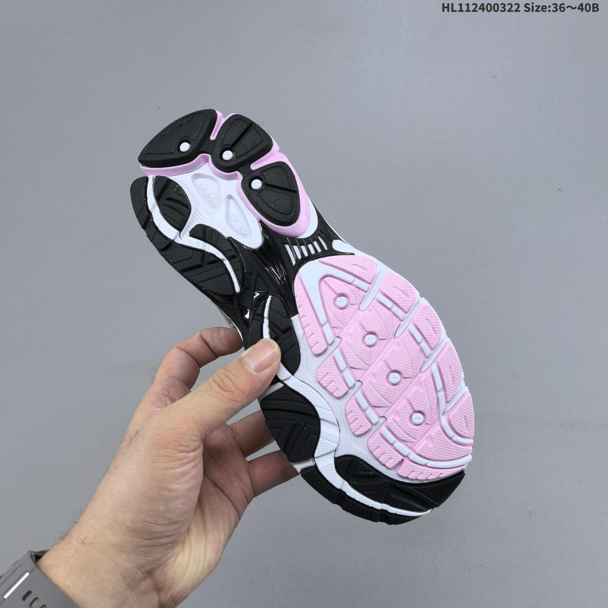 Saucony ProGrid Omni 9 Sneakers in White, in Silver & Pink - product image from the listing.
