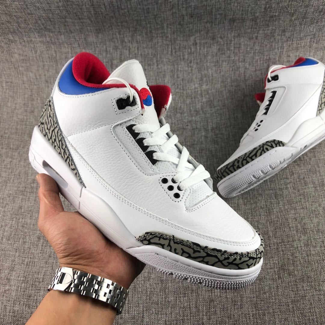 Air Jordan 3 Seoul White Blue Red AV8370-100 - product image from the listing.