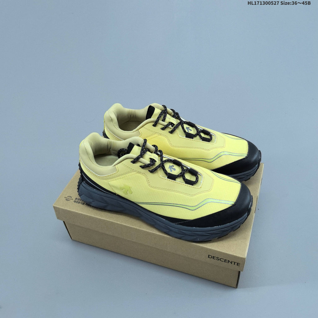 DESCENTE TERRAIN D Low-Cut Hiking Shoes D5293USN41 - product image from the listing.