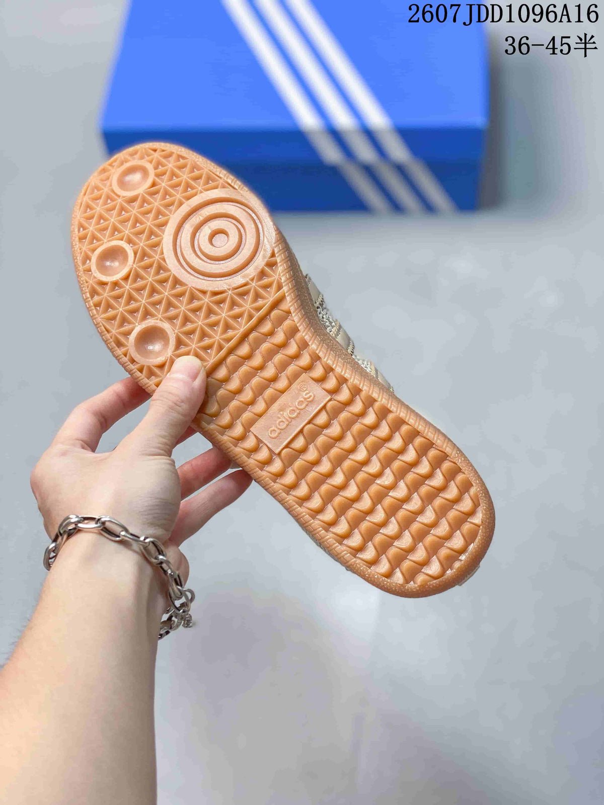 Adidas Originals Samba Jane W Velcro Sneakers in Beige 711060TIT - product image from the listing.