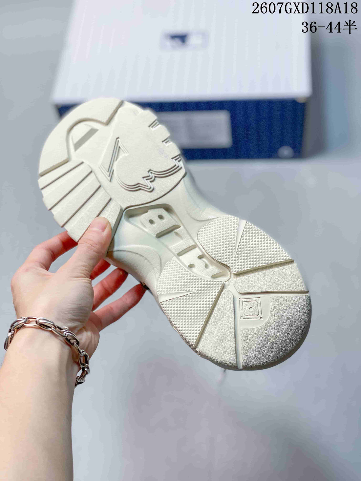 MLB Big Ball Chunky Sneakers in White Black 2607GXD118A18 - product image from the listing.