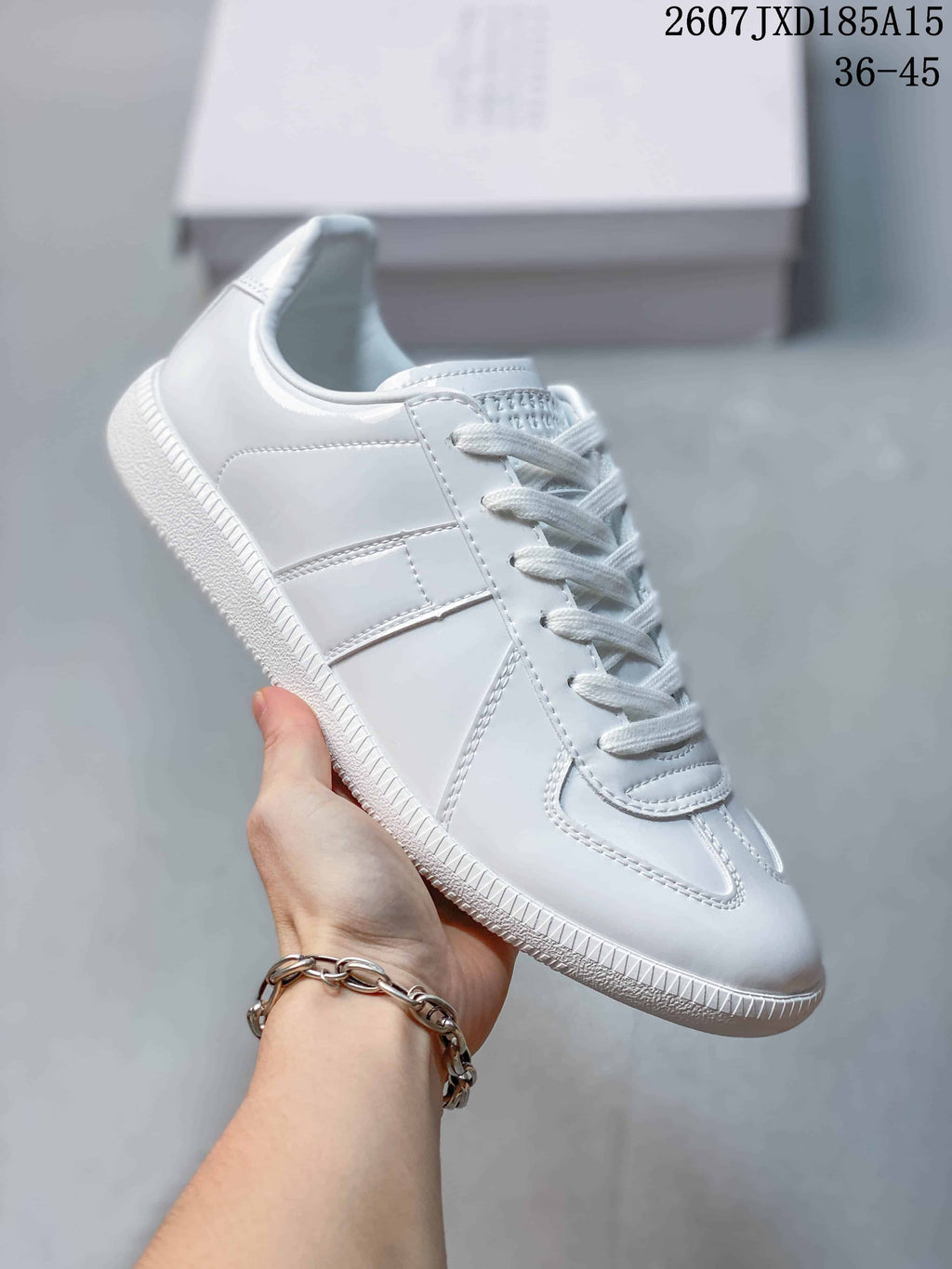 Maison Margiela S57WS0236 Replica Trainers in Multiple Colors - product image from the listing.