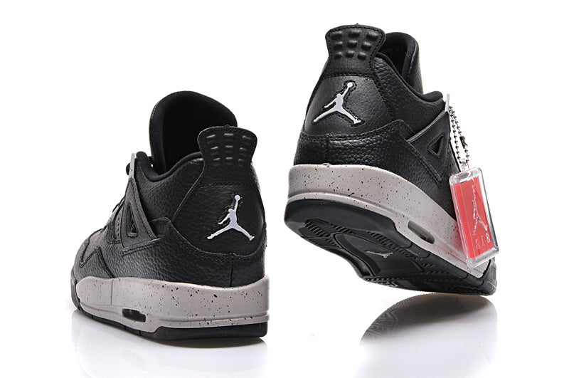 Air Jordan 4 Oreo Basketball Shoes in Black and Grey 314254-003 - product image from the listing.