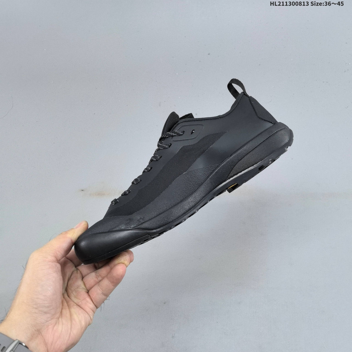 Men's Arc'teryx Konseal LT Trail Shoes, Black - product image from the listing.