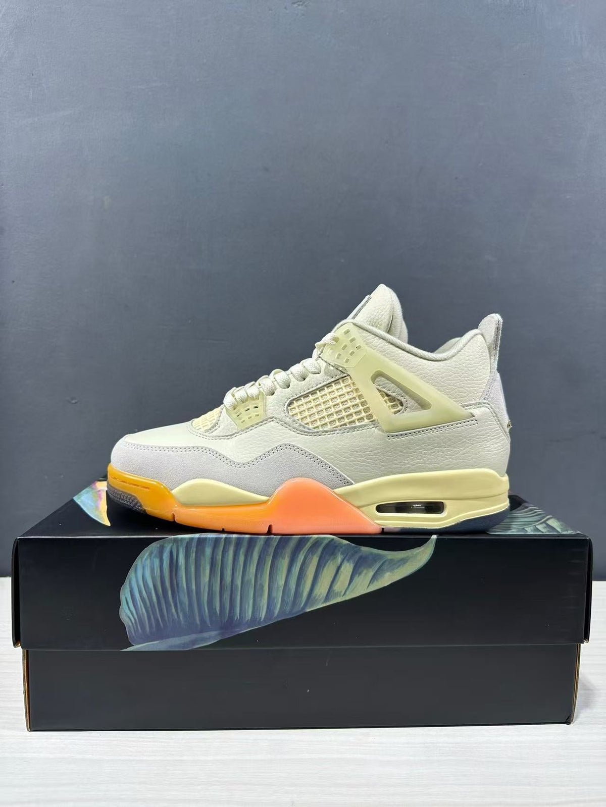 Air Jordan 4 Birds of Paradise Beige HV0823-101 - product image from the listing.