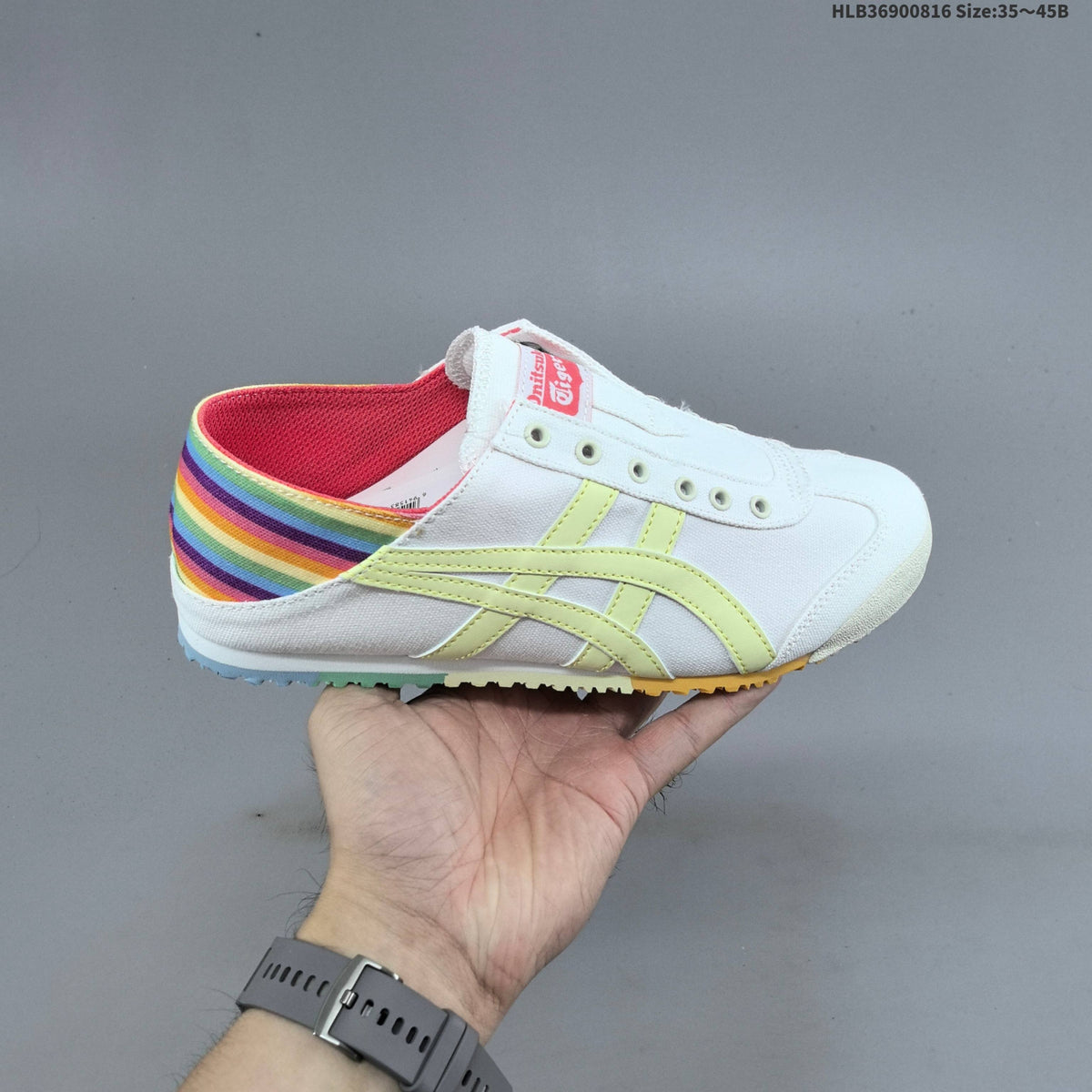 Onitsuka Tiger Mexico 66 SD Paraty Slip-On Trainers - product image from the listing.