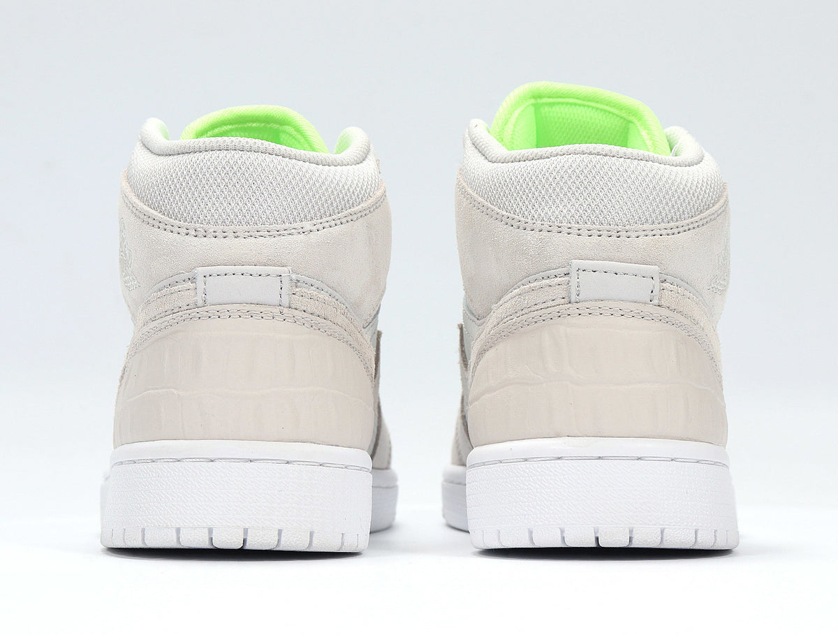 Jordan 1 High FlyEase in Gray and Volt Green CV3018-001 - product image from the listing.
