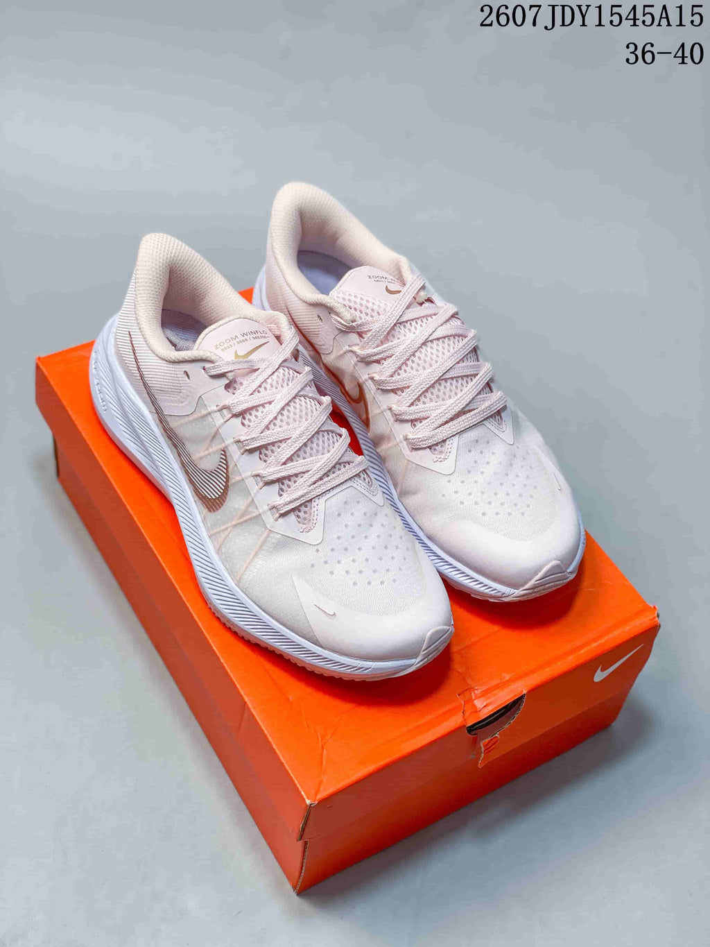 Women's Nike Zoom Winflo 8 Running Sneakers Pink - product image from the listing.