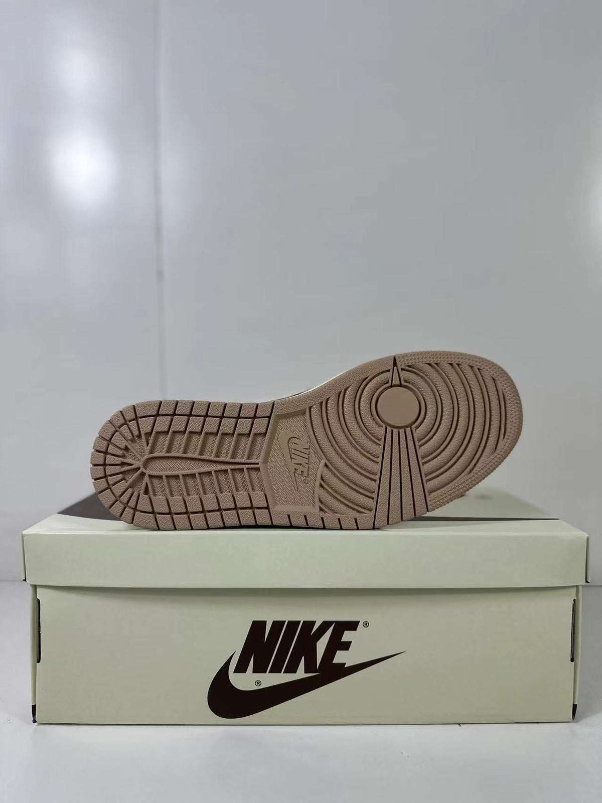 Travis Scott x Air Jordan 1 Low Reverse in Mocha Pink DM7866-106 - product image from the listing.