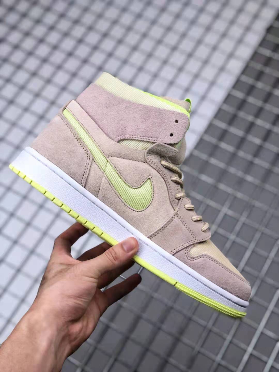 Lemon Twist Sneakers - Jordan 1 Zoom CMFT CT0979-002 - product image from the listing.