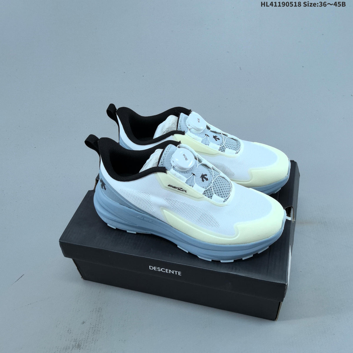 DESCENTE LAVITATE TRAIL WIRE 3.0 Low-Cut Sneakers - product image from the listing.