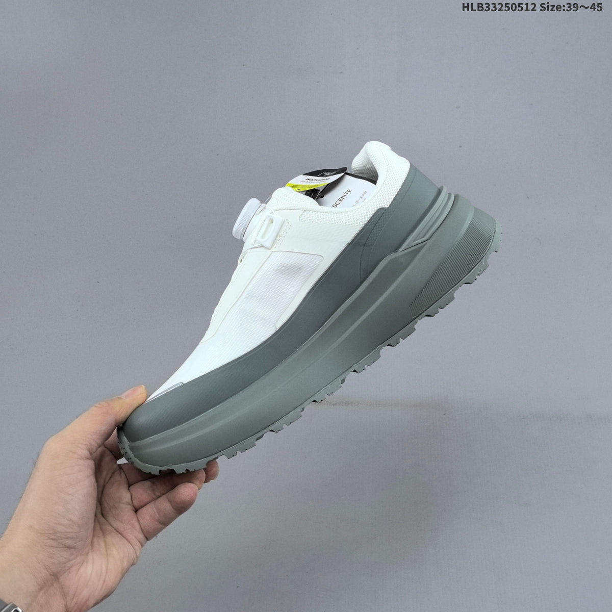DESCENTE Circuit LTR Wire 2.0 Sneakers in White Grey - product image from the listing.