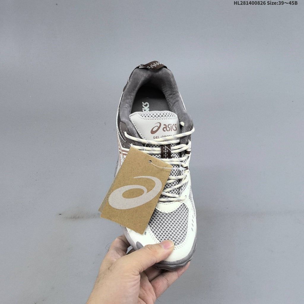 ASICS GEL-NANDI NR Sneakers in Cream, in Gray and Brown - product image from the listing.
