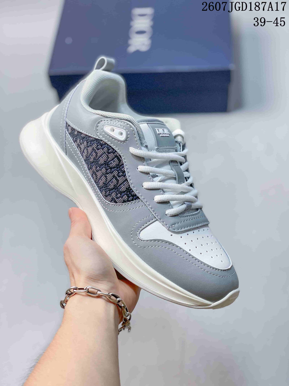 Dior B25 Runner Low-Cut Sneakers 07JGD187A17 - product image from the listing.