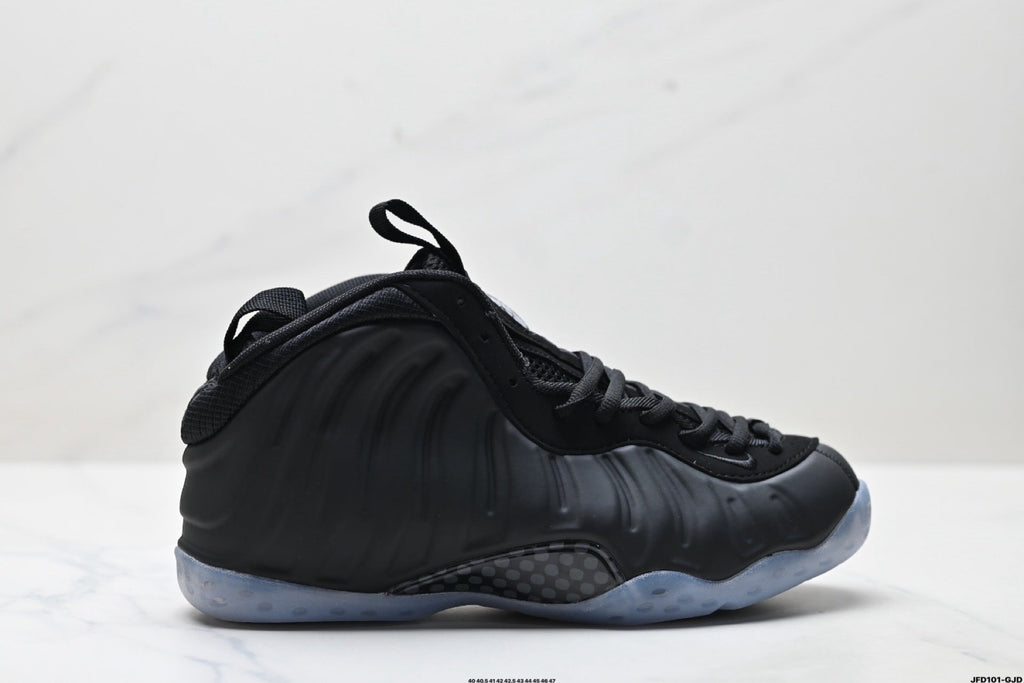 Nike Air Foamposite One Penny Hardaway Sneakers in Black - product image from the listing.