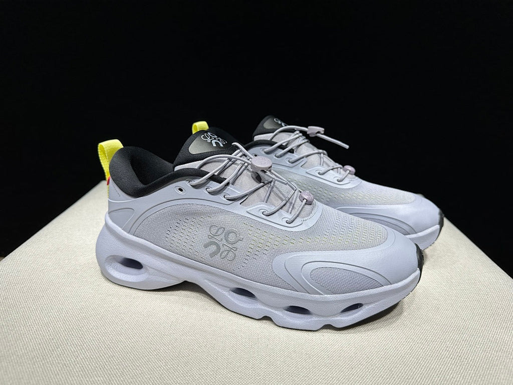 Light Purple On x Loewe Cloudventure 3.0 Sneakers - product image from the listing.