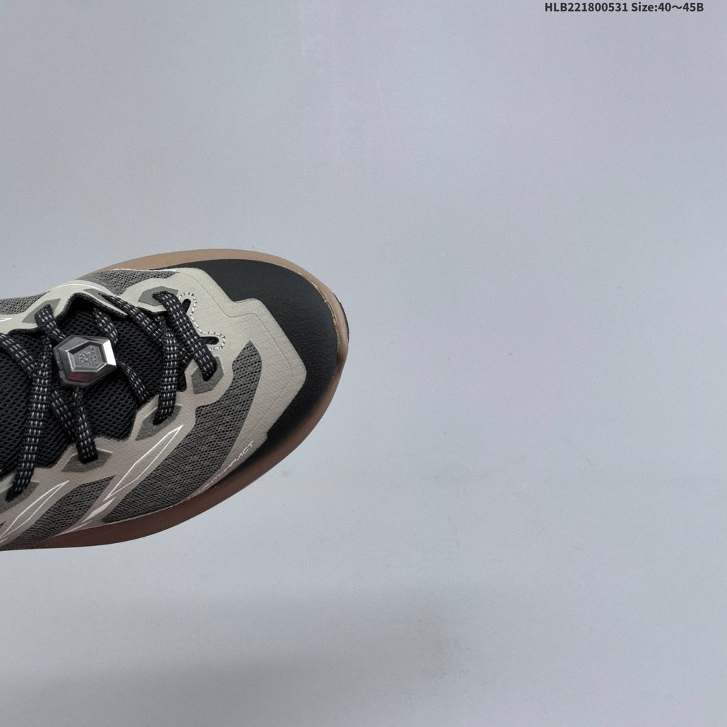 KAILAS C4 Low-Top Trail Running Shoes, in Gray and Black - product image from the listing.