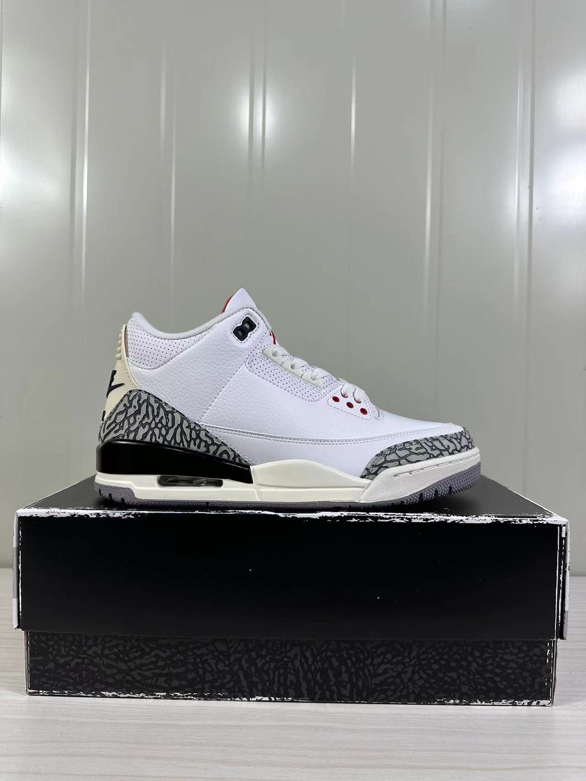 Air Jordan 3 Retro White Cement Reimagined DN3707-100 - product image from the listing.