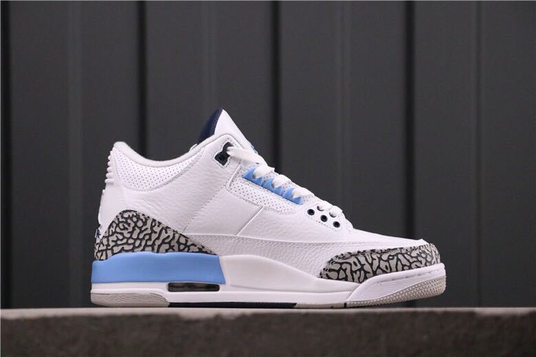 Air Jordan 3 True Blue Sneakers White Blue - product image from the listing.