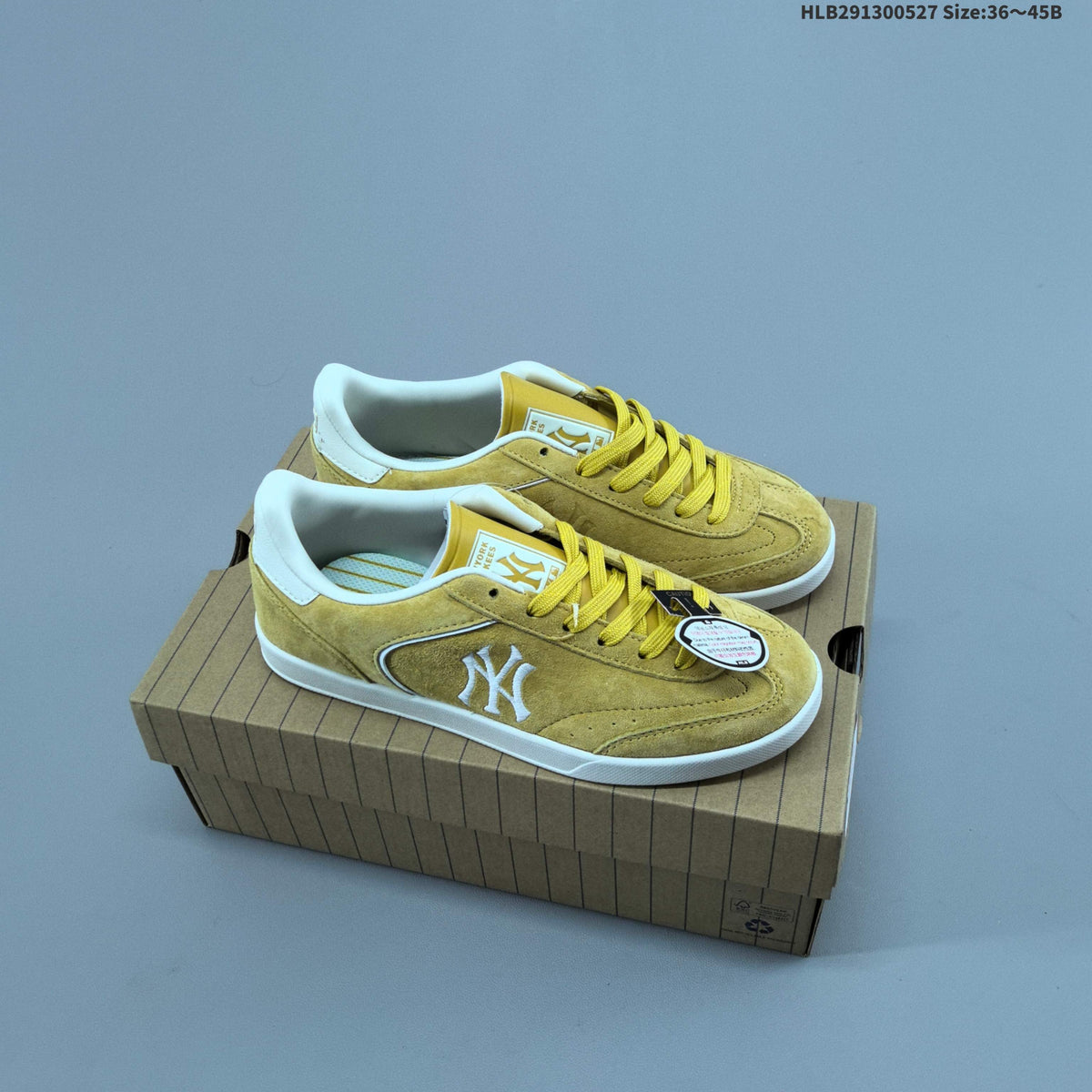 Suede MLB Clubbie SD Low-Top Sneakers - product image from the listing.
